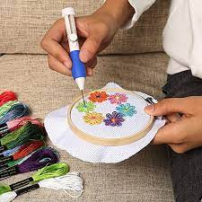 Embroidery punch neddle
